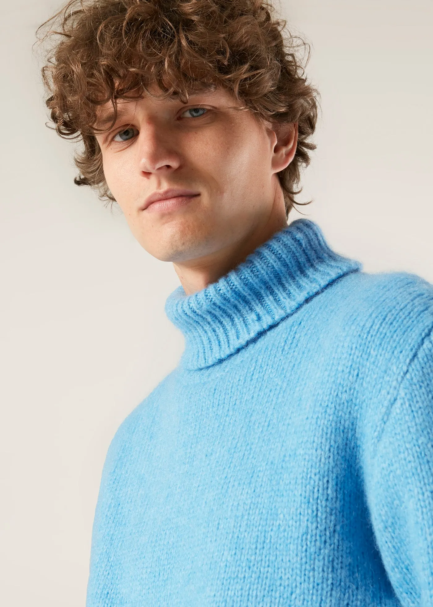 AAMINTORE LIGHT BLUE WOOL TURTLENECK