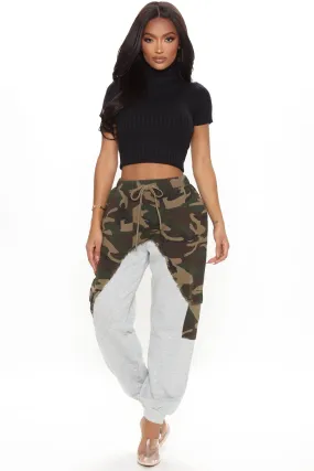 Blending in Camo Sweat Jogger - Heathered Grey