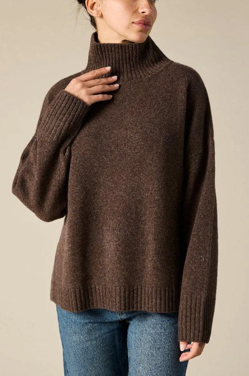 Cashmere Sunday Sweater in Woodland Brown