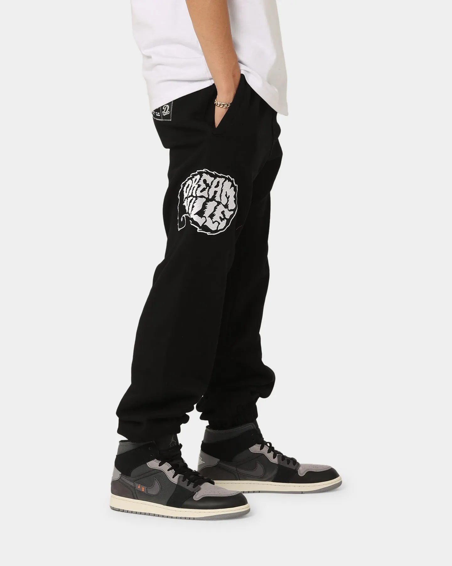 Dreamville Paisley All Over Sweatpants Black