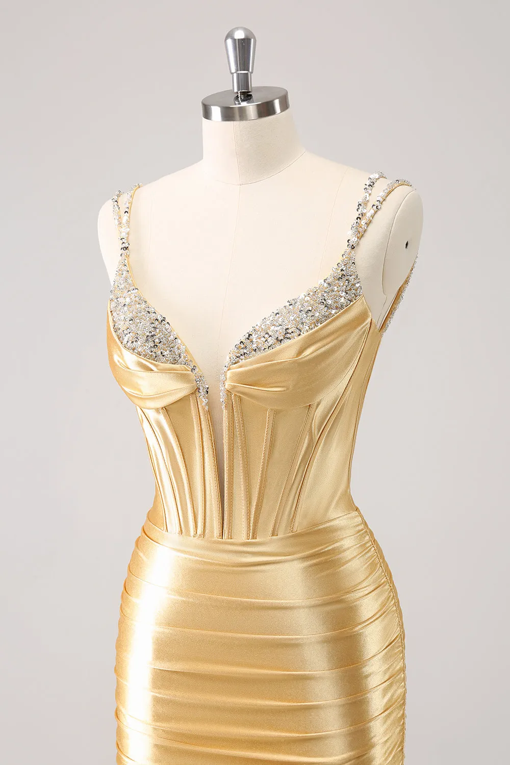 Gorgeous Golden Bodycon Corset Short Metallic Homecoming Dress with Sequins