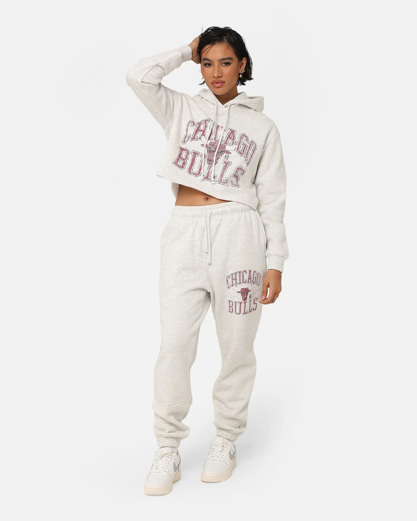 Mitchell & Ness Women's Chicago Bulls Arch Logo Sweatpants White Marle