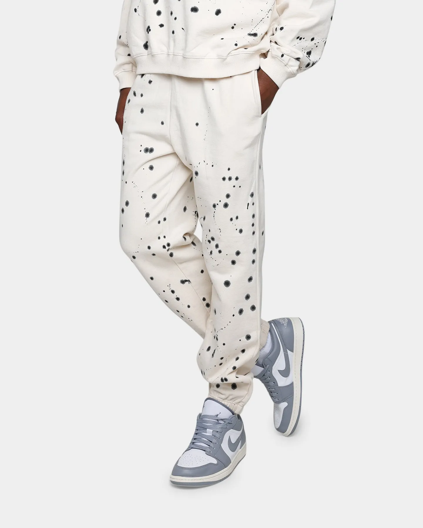 MNML Ink Spill Sweatpants Off White