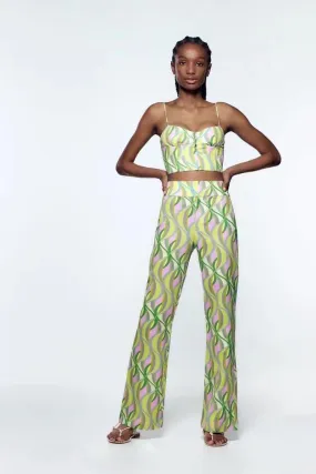 Printed flared trousers