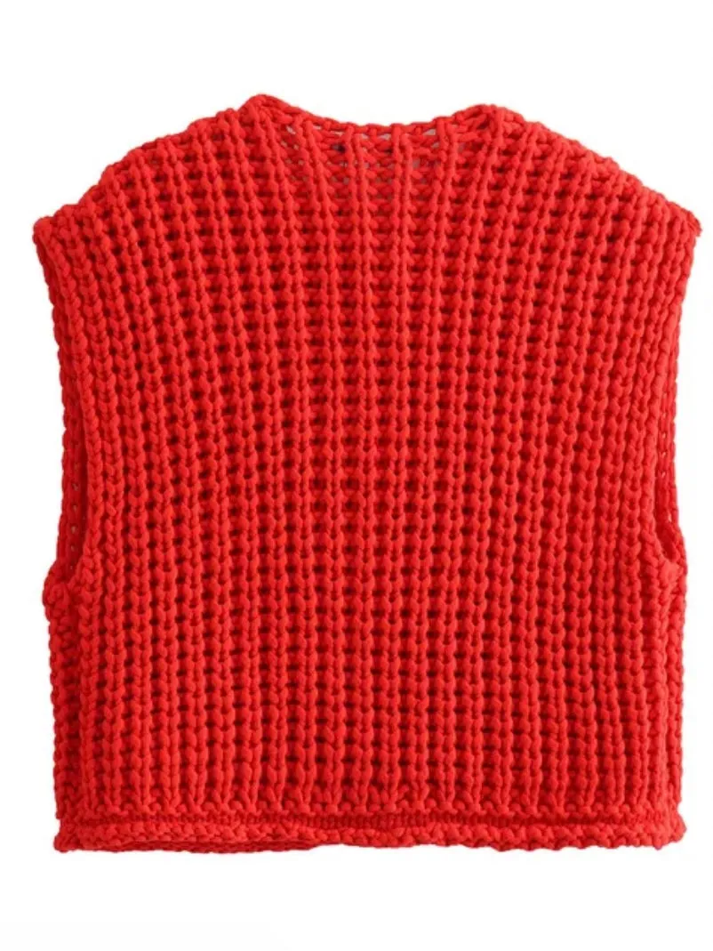 Red knitted vest