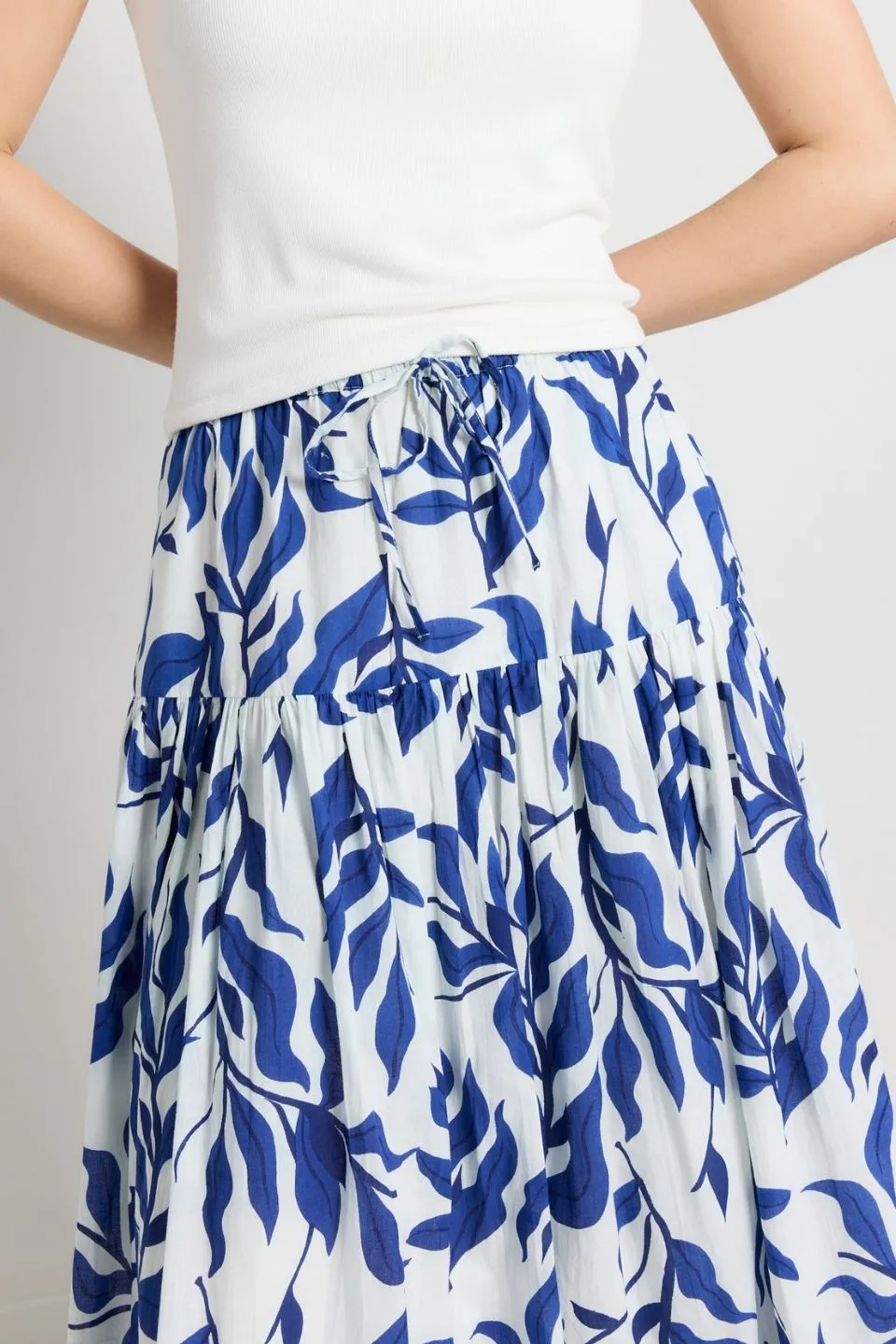 Remedy Blue Leaves Print Tie Waist Tiered Maxi Skirt