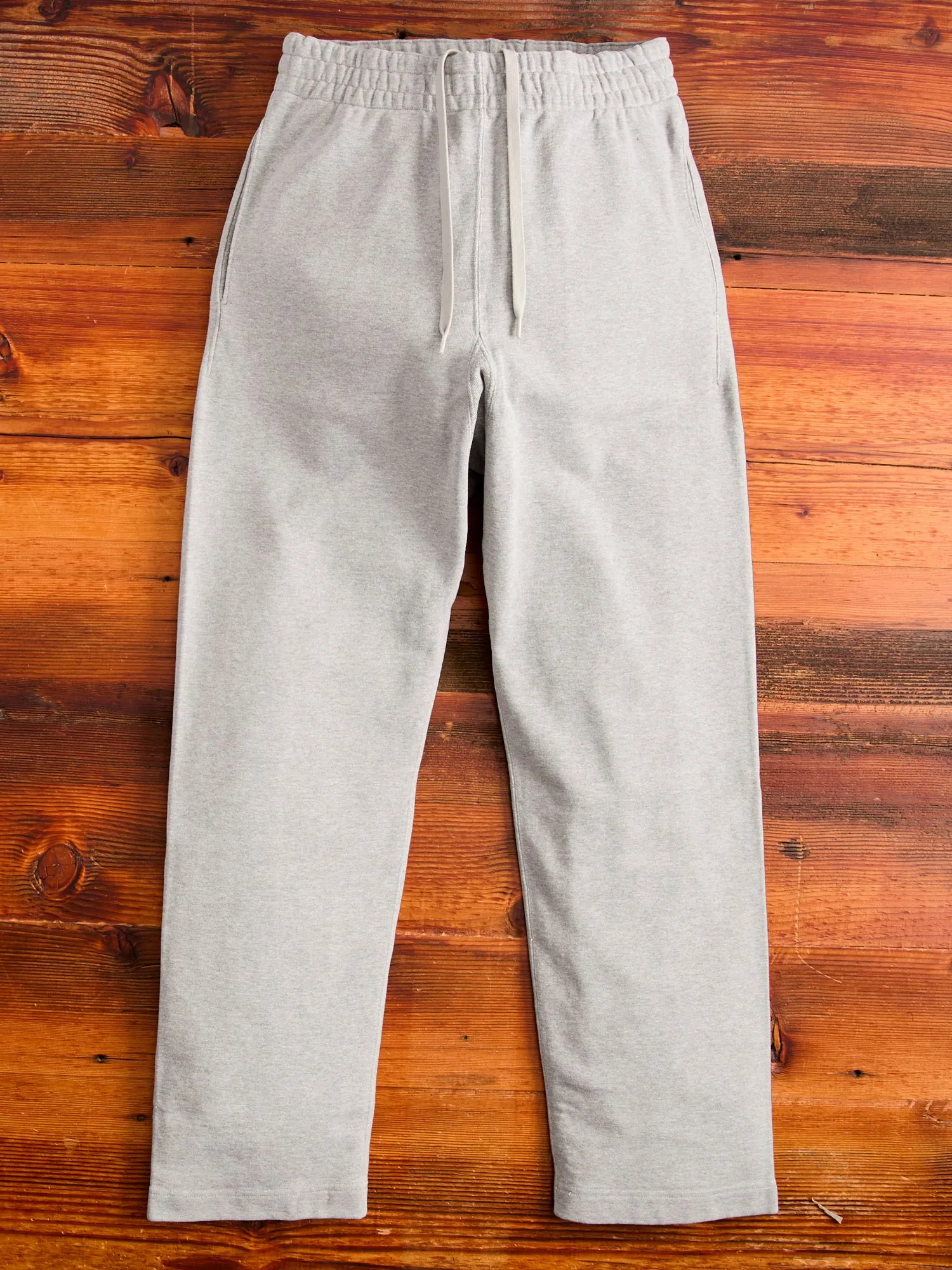 Special Finish Sweatpants in Heather Grey