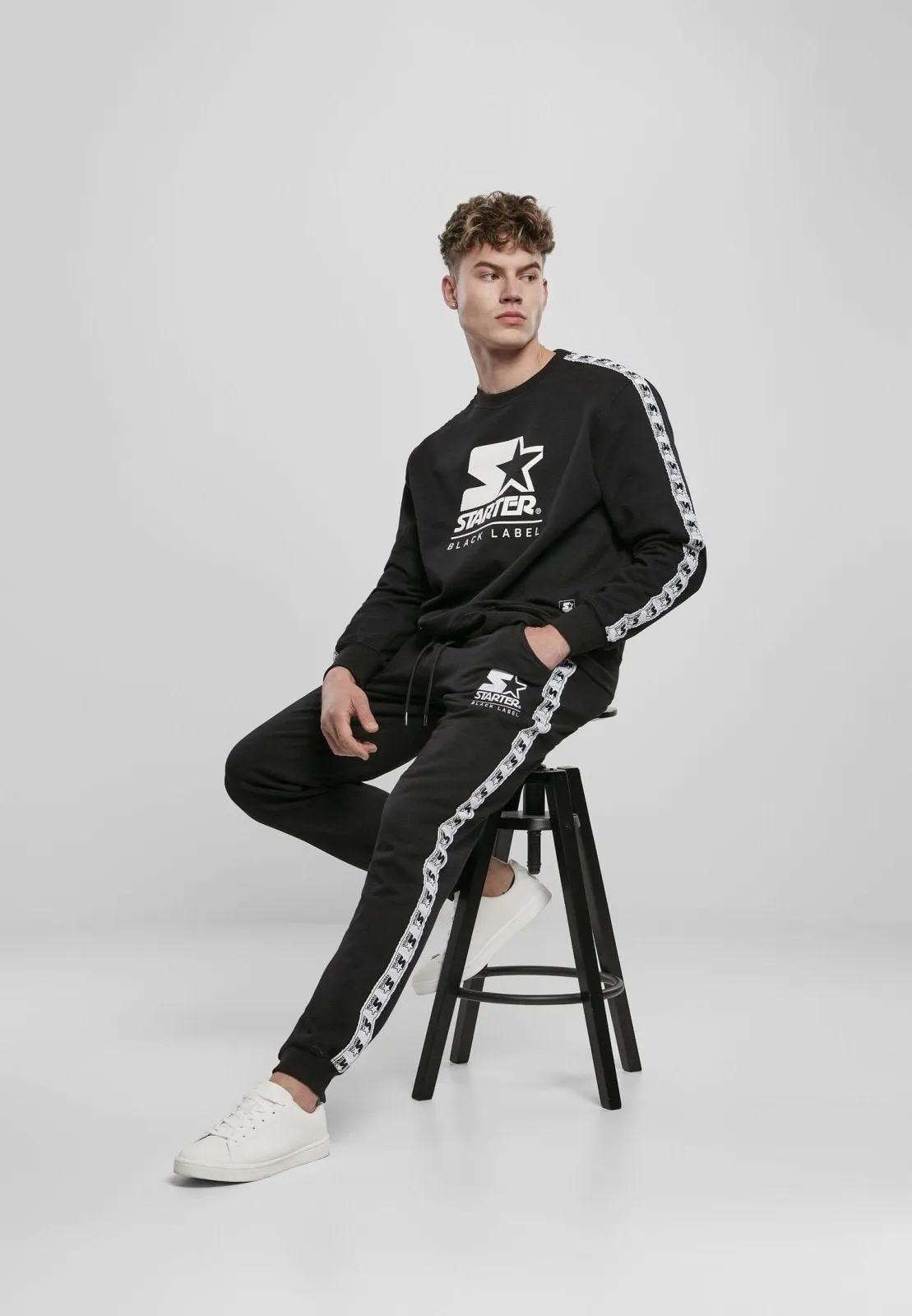 Starter Logo Taped Men's Sweatpants: Comfort Meets Style